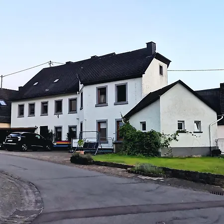 Kwatera prywatna Am Kirchberg - 1 Daun