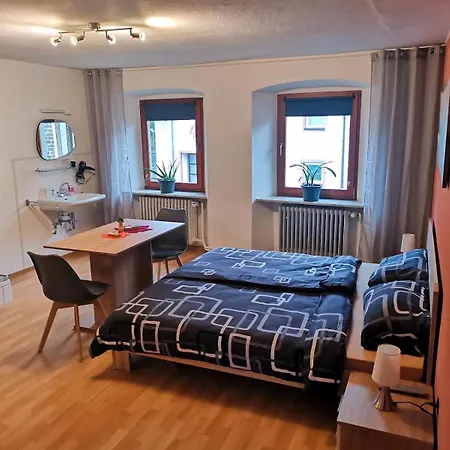 Kwatera prywatna Am Kirchberg - 1 *