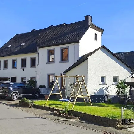 Kwatera prywatna Am Kirchberg - 1 Daun